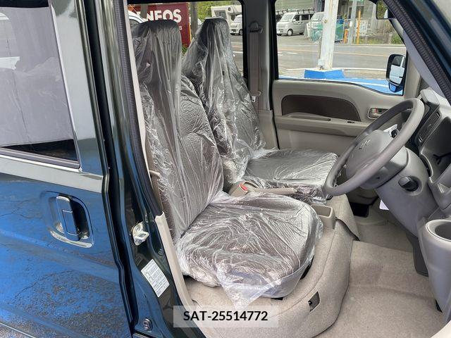 Suzuki EVERY 2024-03 301673-9