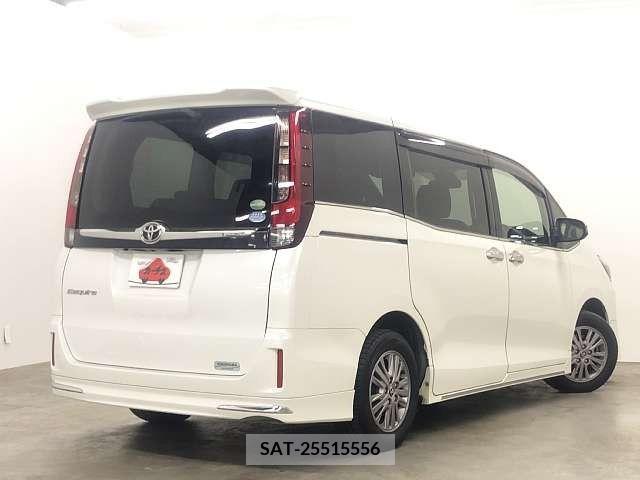 Toyota ESQUIRE 2016-07 297235-2