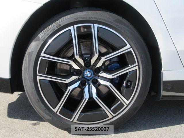 Bmw i7 2023-05 213549-9