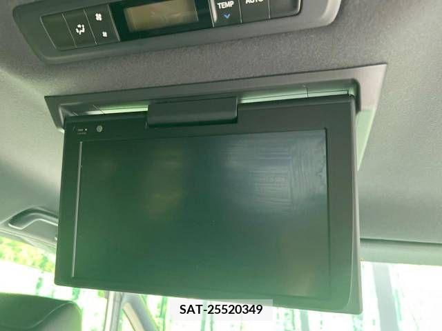 Toyota ESQUIRE 2019-07 297190-2