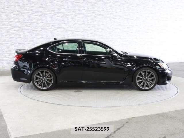Lexus IS F 2009-01 275378-11
