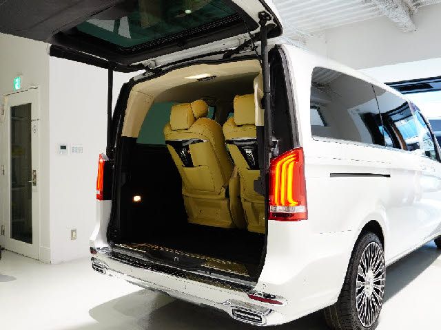 Mercedes Benz V-CLASS 2017-01 3936-14