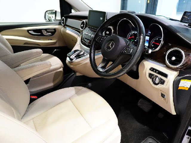 Mercedes Benz V-CLASS 2017-01 3936-18