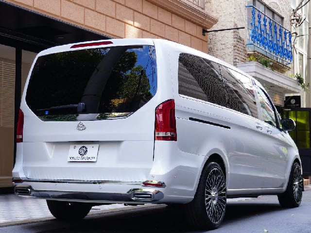 Mercedes Benz V-CLASS 2017-01 3936-2