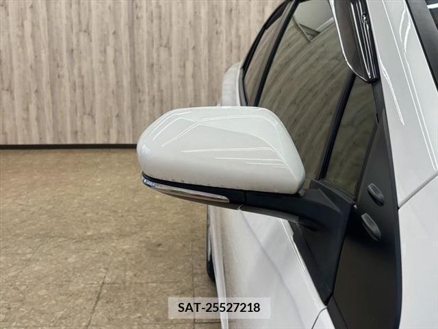 Toyota PRIUS 2021-01 282049-11