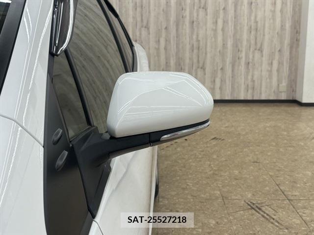 Toyota PRIUS 2021-01 282049-10