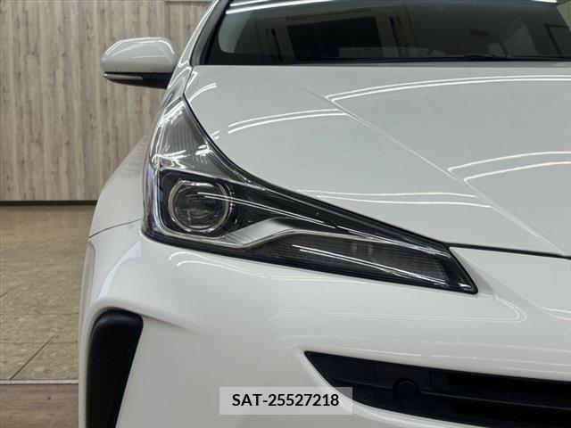 Toyota PRIUS 2021-01 282049-9