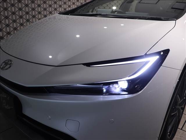 Toyota PRIUS 2023-07 192092-13