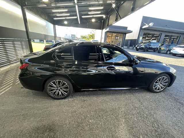 Bmw 3 SERIES 2019-09 13698-12