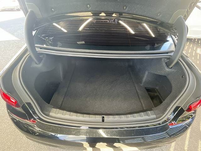 Bmw 3 SERIES 2019-09 13698-16
