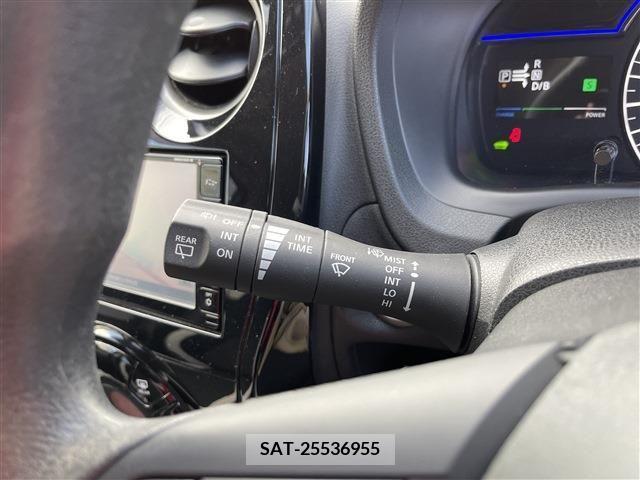 Nissan NOTE 2017-03 211840-8