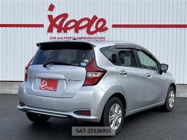 Nissan NOTE 2017-03 211840-2