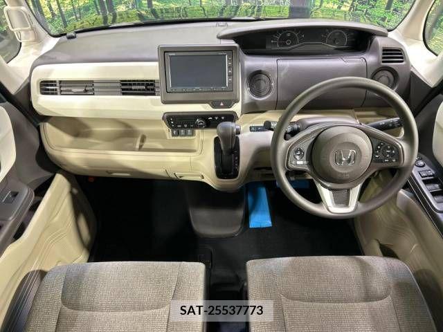 Honda N BOX 2018-12 306998-1