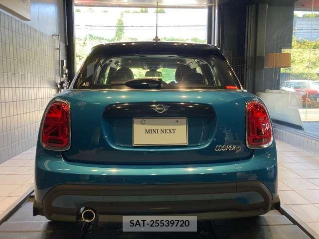 Bmw MINI 2023-01 214323-4