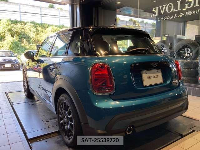 Bmw MINI 2023-01 214323-3