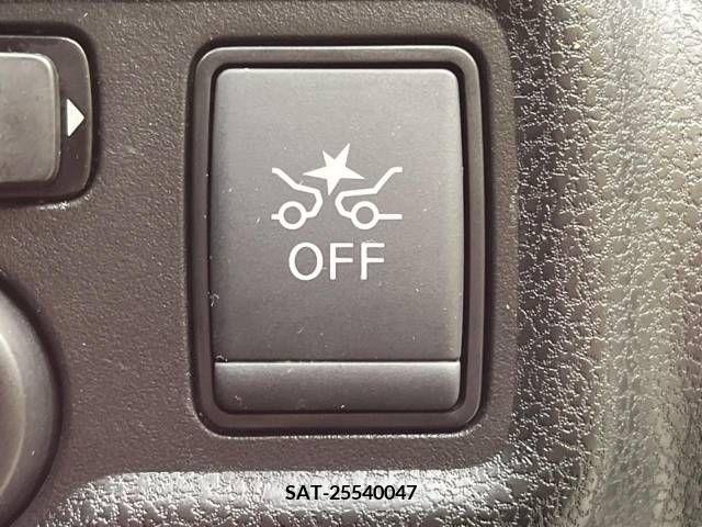 Nissan NOTE 2017-05 255131-4