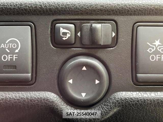Nissan NOTE 2017-05 255131-7