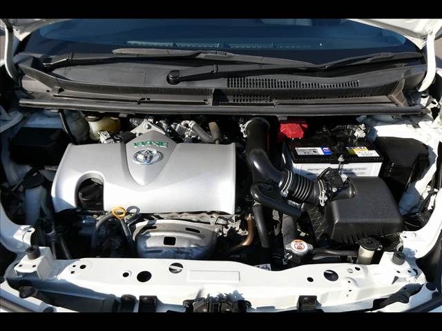 Toyota SIENTA 2018-04 13317-12