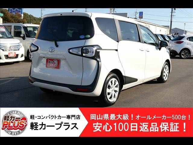 Toyota SIENTA 2018-04 13317-1