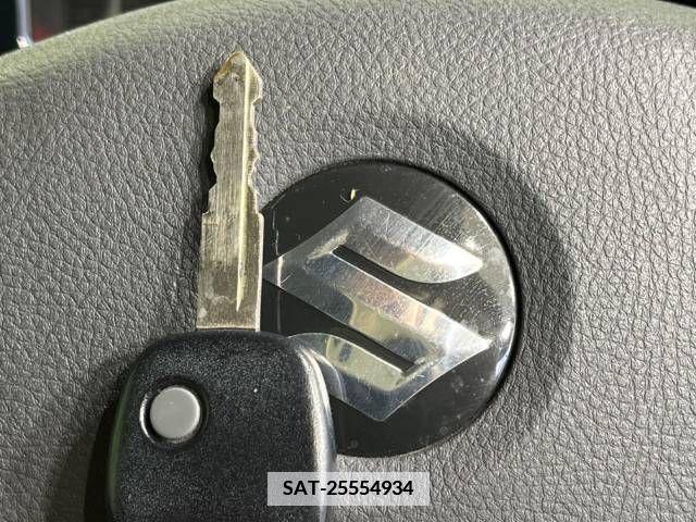 Suzuki MR WAGON 2013-07 381253-5