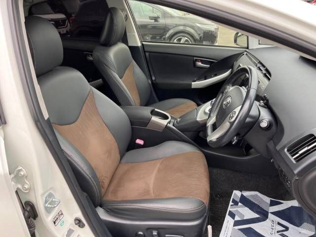 Toyota PRIUS 2012-03 185118-8