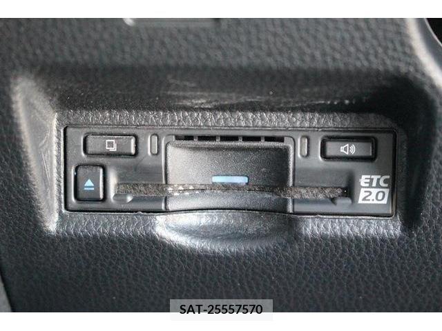Toyota NOAH 2023-09 313571-4