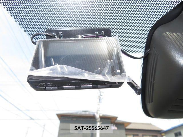 Nissan SERENA 2019-03 324863-13