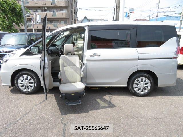 Nissan SERENA 2019-03 324863-7