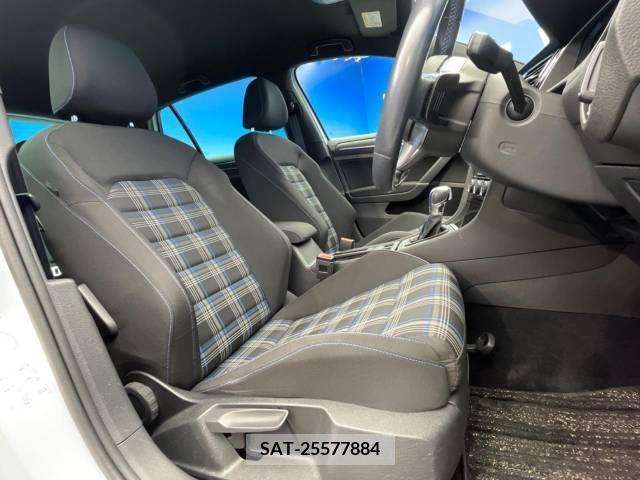 VolksWagen GOLF 2018-05 250785-7