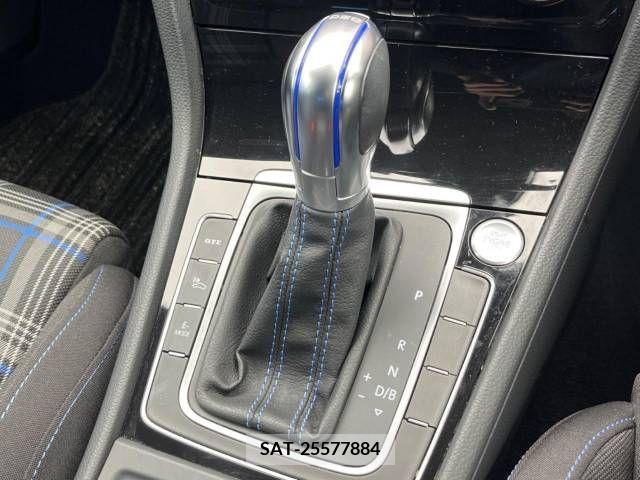 VolksWagen GOLF 2018-05 250785-10