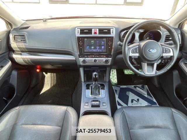 Subaru OUTBACK 2017-05 301157-1