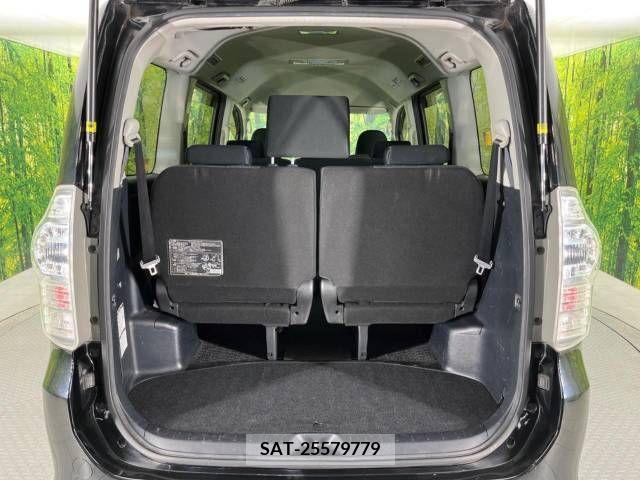 Toyota VOXY 2013-05 248512-11