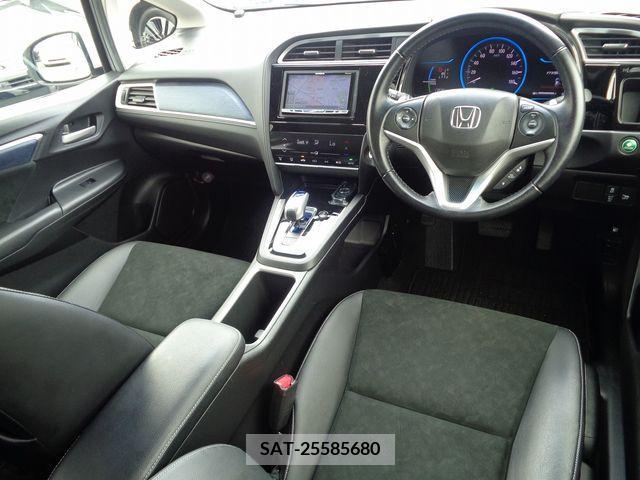 Honda SHUTTLE 2015-11 329155-9
