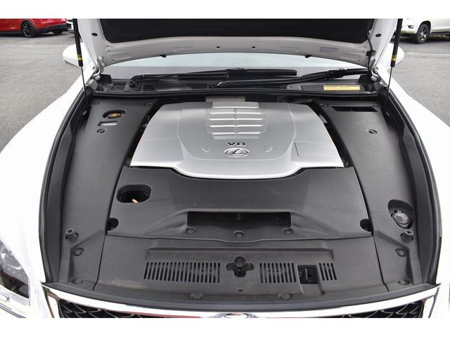 Lexus LS 2014-01 24025-21