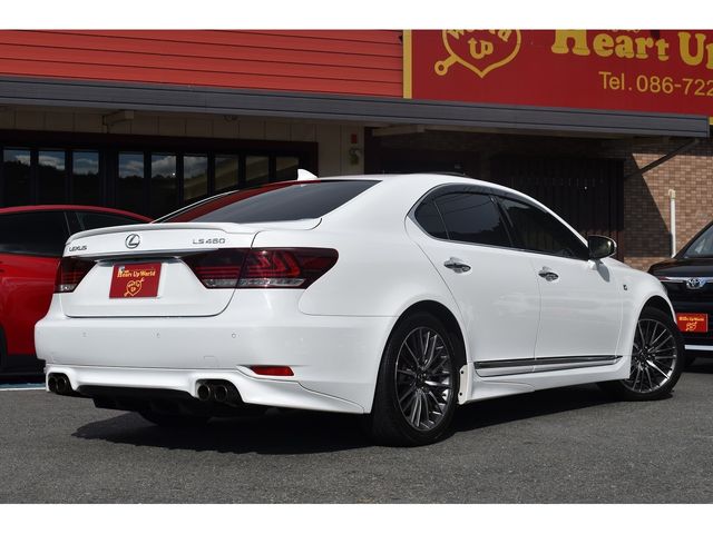 Lexus LS 2014-01 24025-2