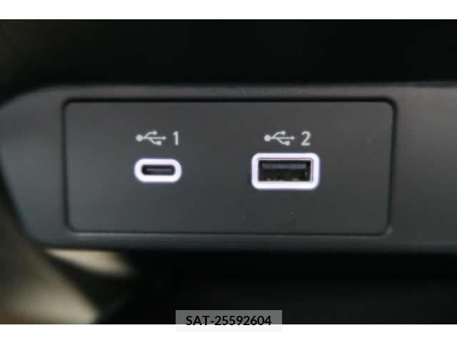 Nissan AURA 2023-09 302760-8