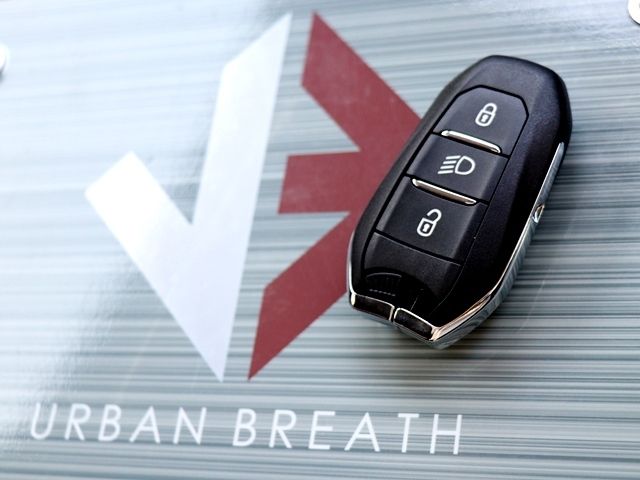 Citroen BERLINGO 2022-09 1511-25