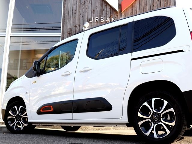 Citroen BERLINGO 2022-09 1511-7