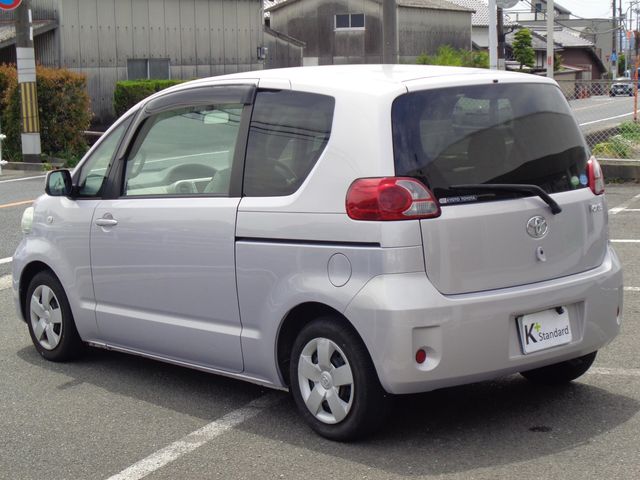 Toyota PORTE 2010-09 187321-23