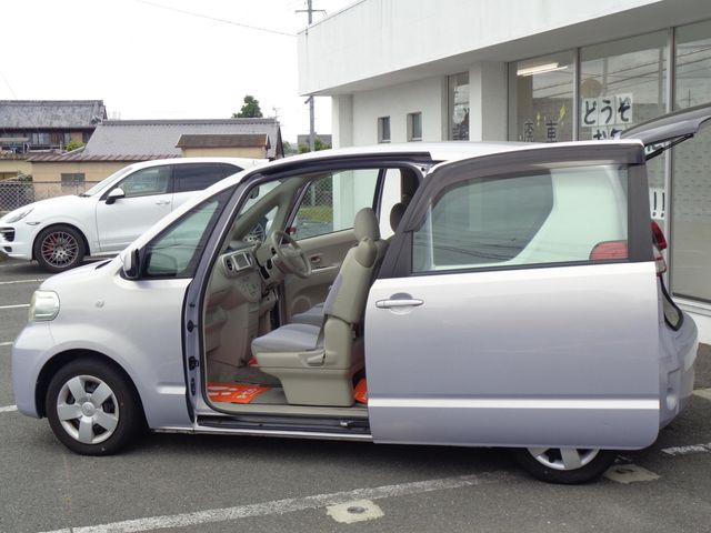 Toyota PORTE 2010-09 187321-21
