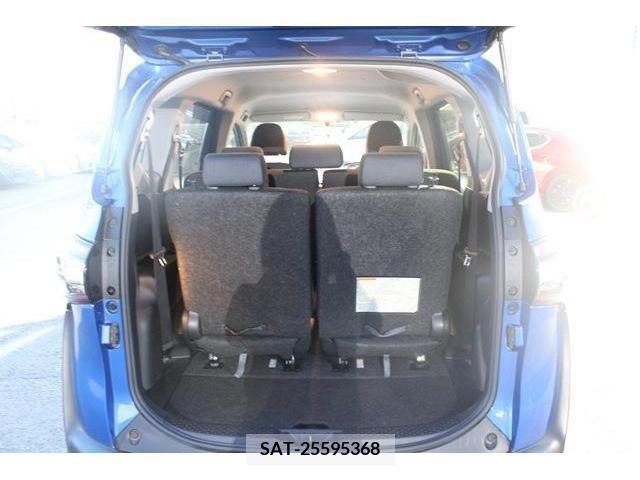 Toyota SIENTA 2018-08 368216-17