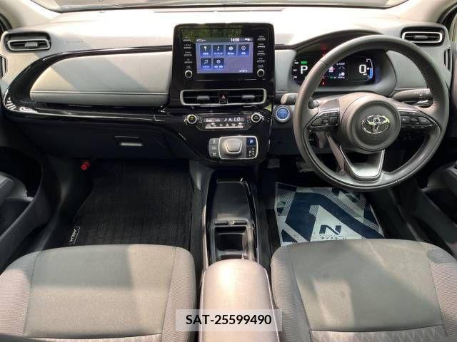 Toyota AQUA 2023-06 356126-1