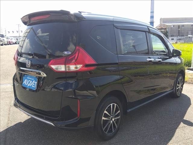 Honda FREED 2022-02 6816-2