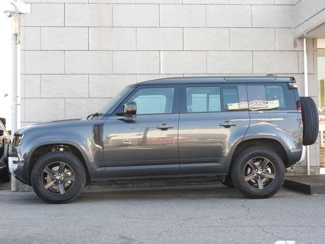 ROVER DEFENDER 2022-05 181945-13
