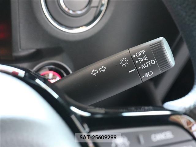 Honda N BOX CUSTOM 2023-11 207077-19