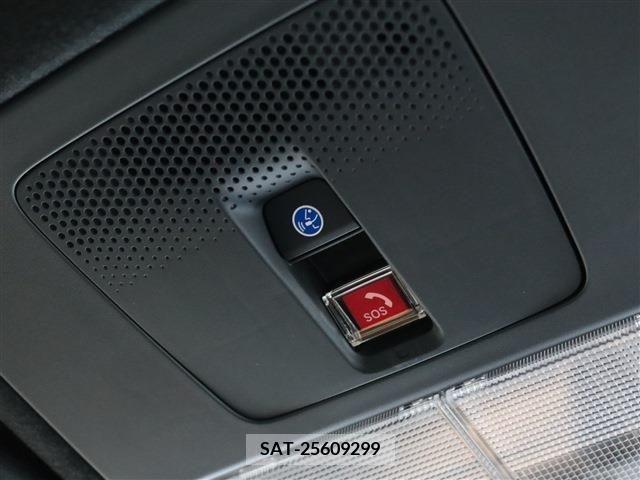 Honda N BOX CUSTOM 2023-11 207077-14