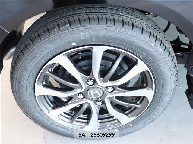 Honda N BOX CUSTOM 2023-11 207077-9