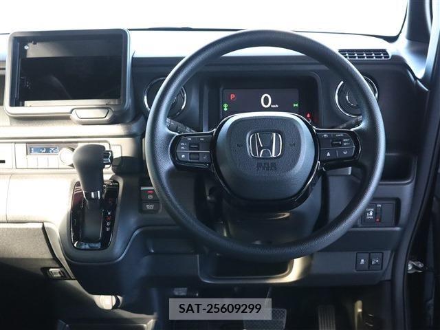 Honda N BOX CUSTOM 2023-11 207077-10