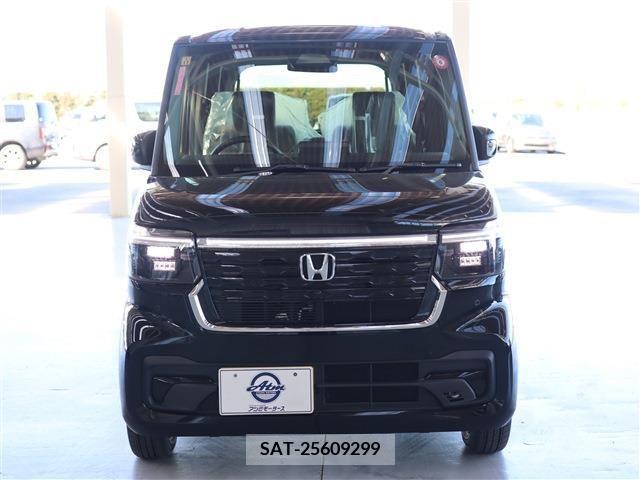 Honda N BOX CUSTOM 2023-11 207077-1