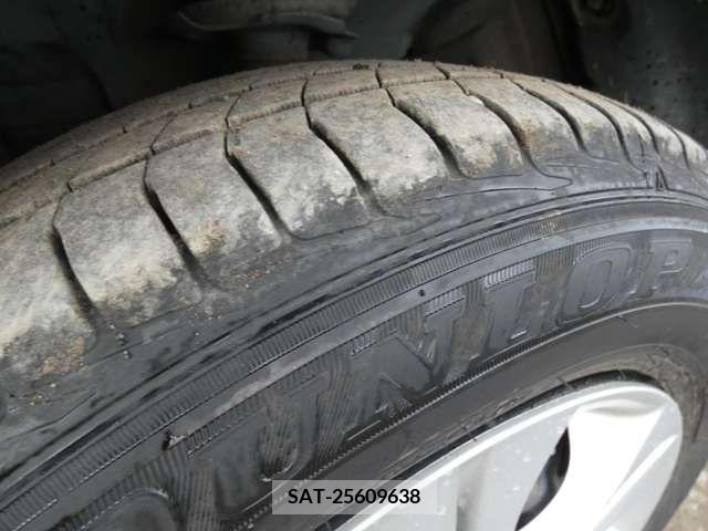 Nissan NOTE 2013-11 253192-16